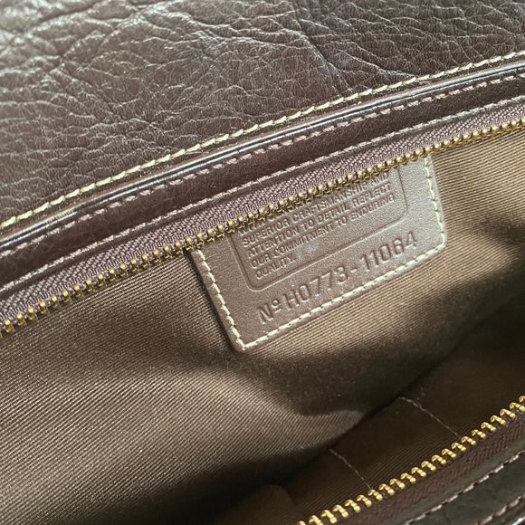 EUC Coach Hampton Business Carryall - Signature Jacquard - Picture 9 of 10